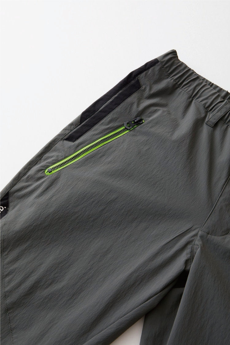 サイドファスナーポケット