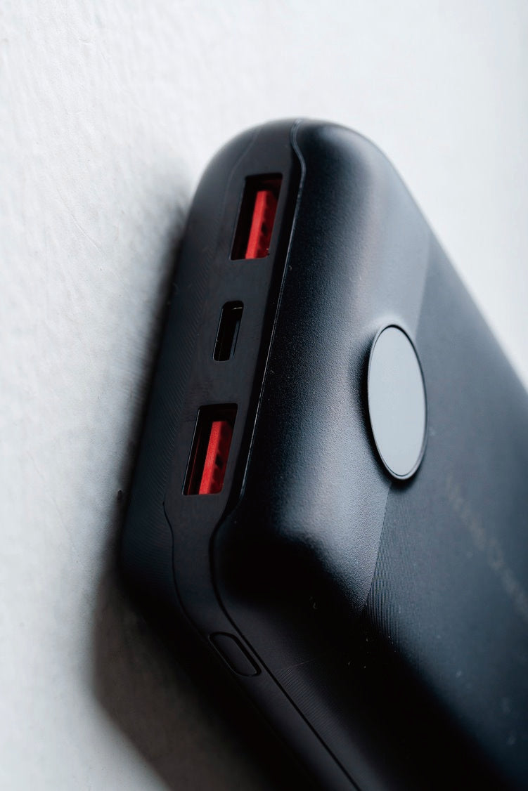モバイルチャージャー20,000mAh(PD) 入力:USB microB/Type-C 出力:USB Type-A/Type-C
