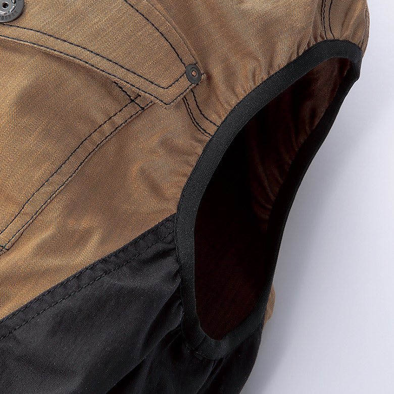 袖口はファンの風が漏れにくいストレッチバインダーテープ使用