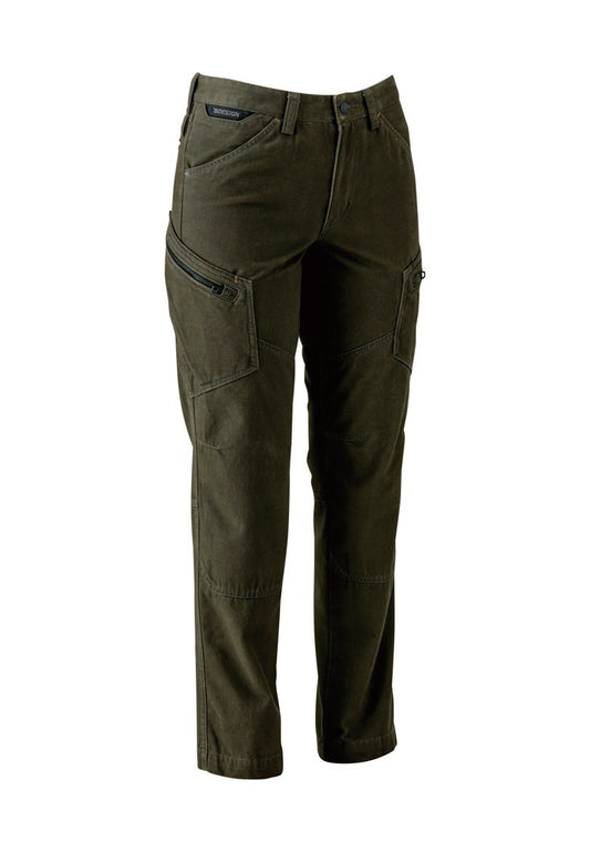 カーキグリーン