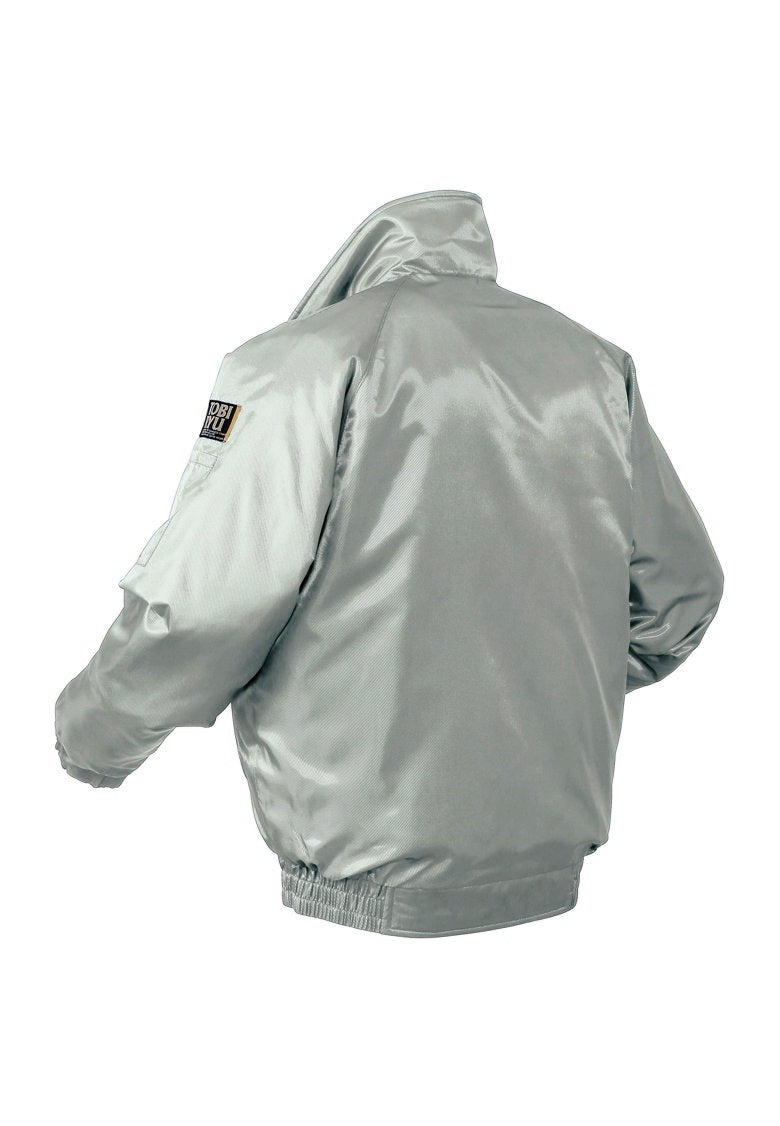 シルバーバックスタイル