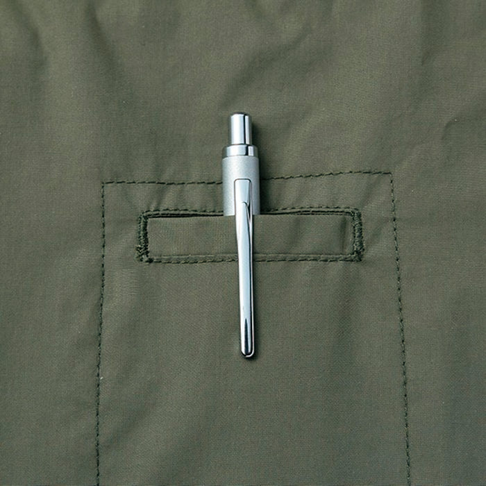 左袖ペン差し