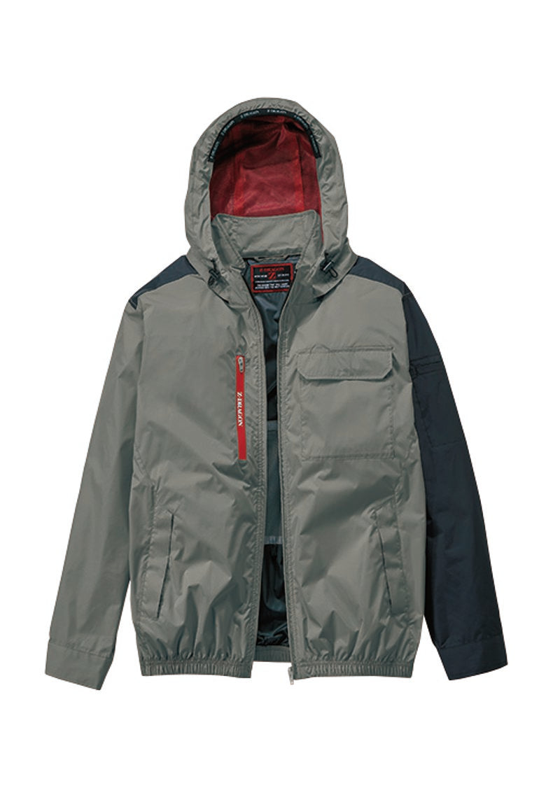 スモークグレー