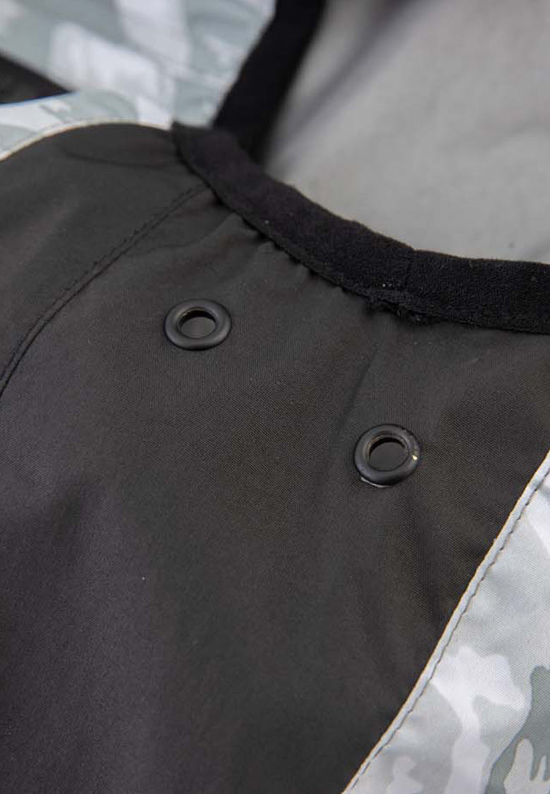 両脇/ハトメベンチレーション