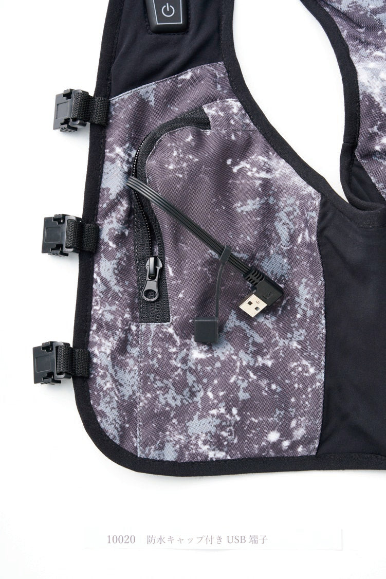 防水キャップ付きUSB端子