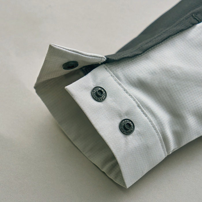 袖調整ボタン
