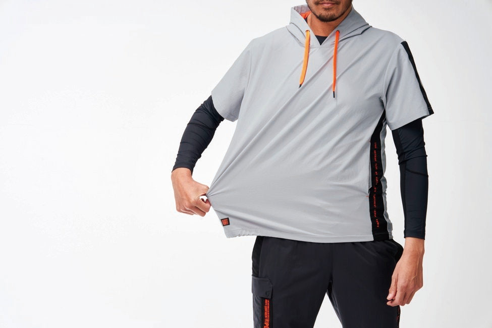 ４WAYストレッチで快適な動きを実現