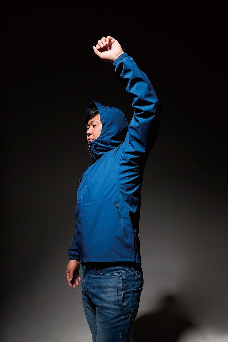 腕を持ち上げてもつっぱらないリラックスカット