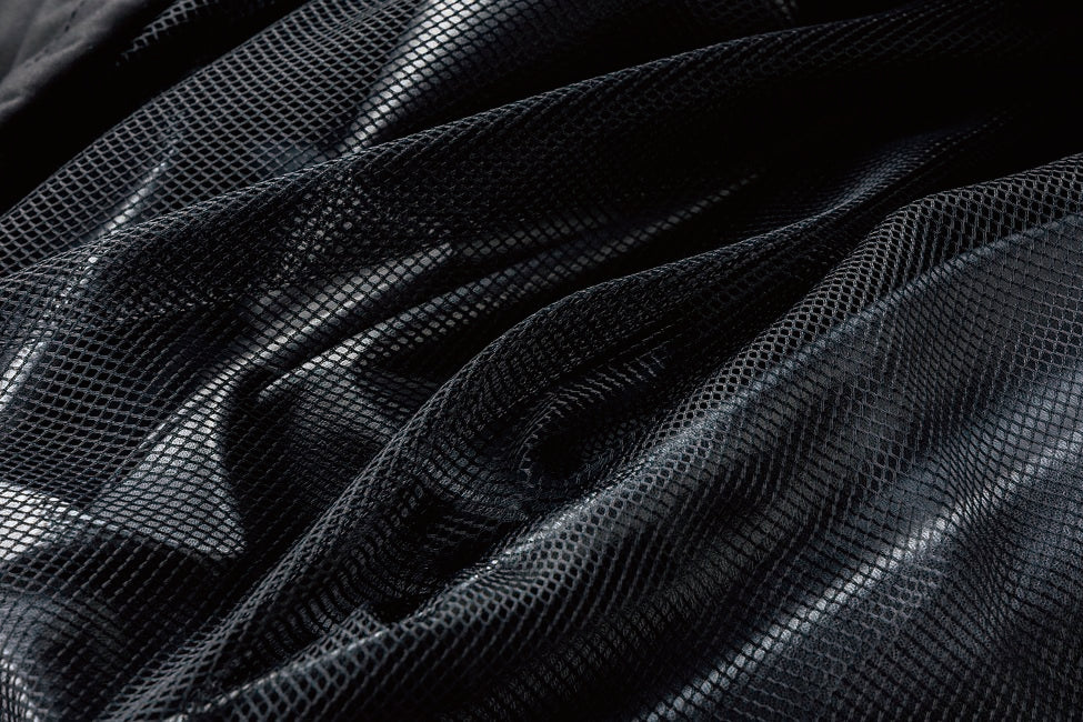 裏地：総裏メッシュ