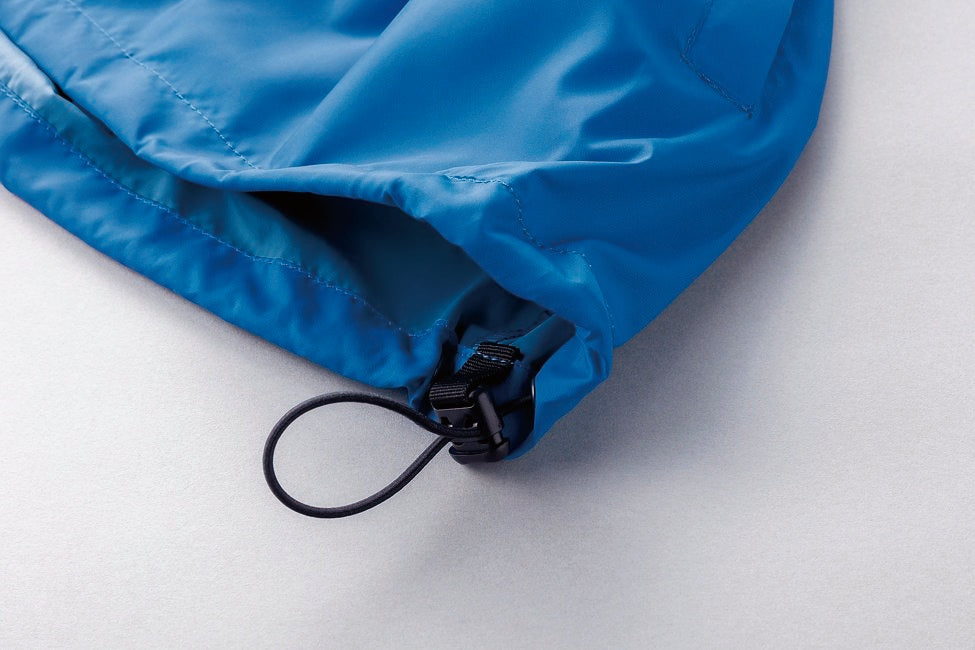 右裾ドローコード