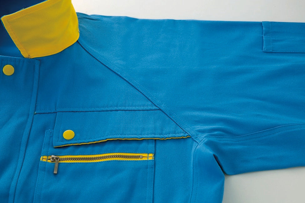 左胸ファスナーポケット