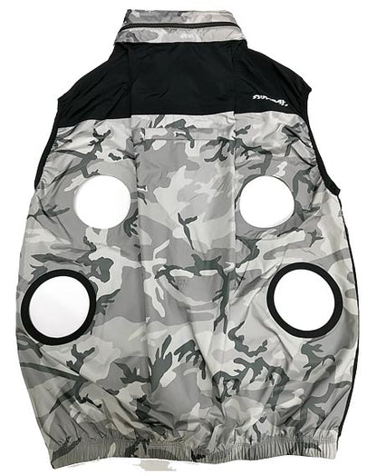 外側
穴の位置は製品によって異なる場合がございます。