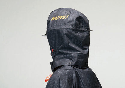 フードプリント
 大型フードスピンドル付き（前・後）
 （ボタン止め着脱仕様）