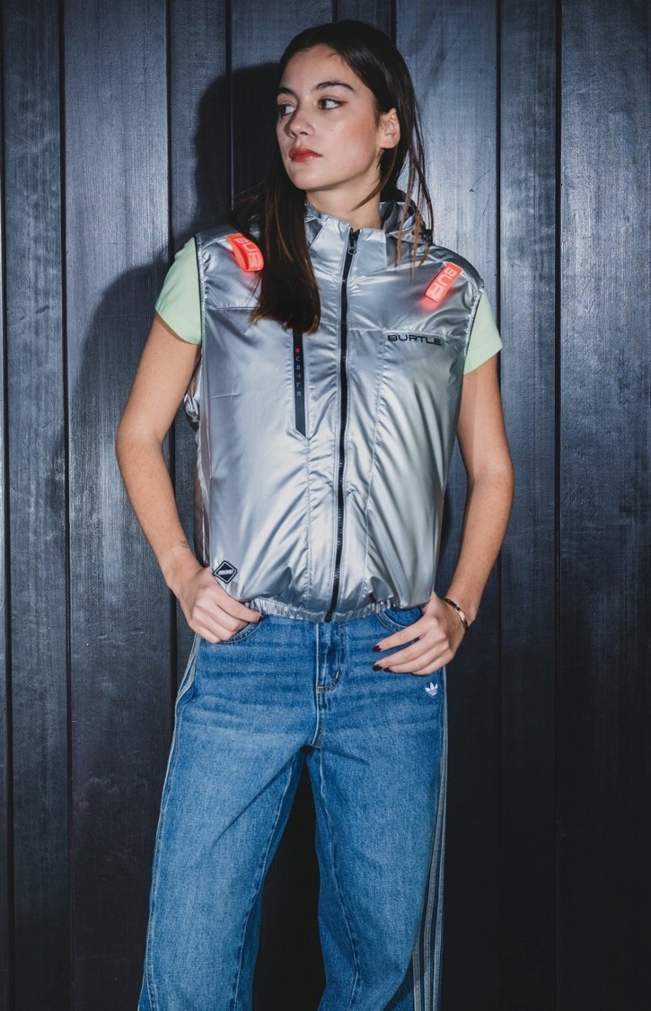 着用イメージ前面アップ
