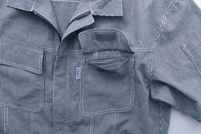 隠し大型ポケット（左胸）