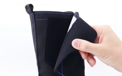 面ファスナーで瞬時に脱ぎ履きが可能。