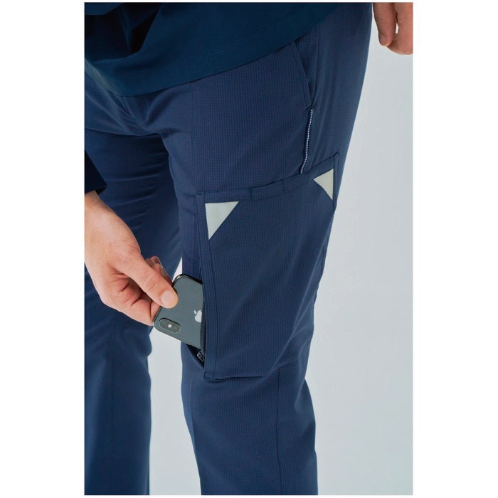 ファスナー付きサイドポケット