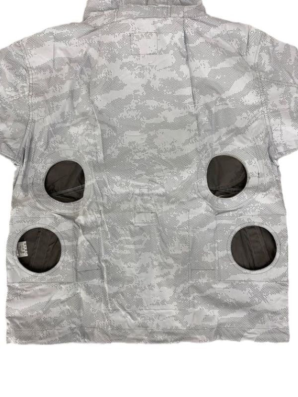 四つ穴加工 平面